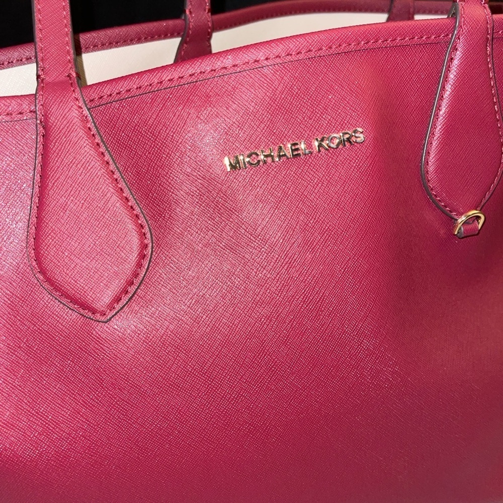 Michael Kors Saige Reversible Medium Tote Bag Shoulder Handbag and clutch Only - Picture 8 of 16